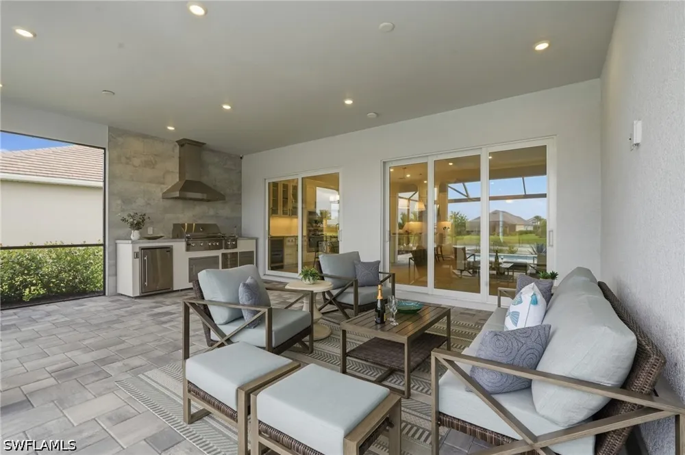 Triesta Lane Naples, FL 34114
