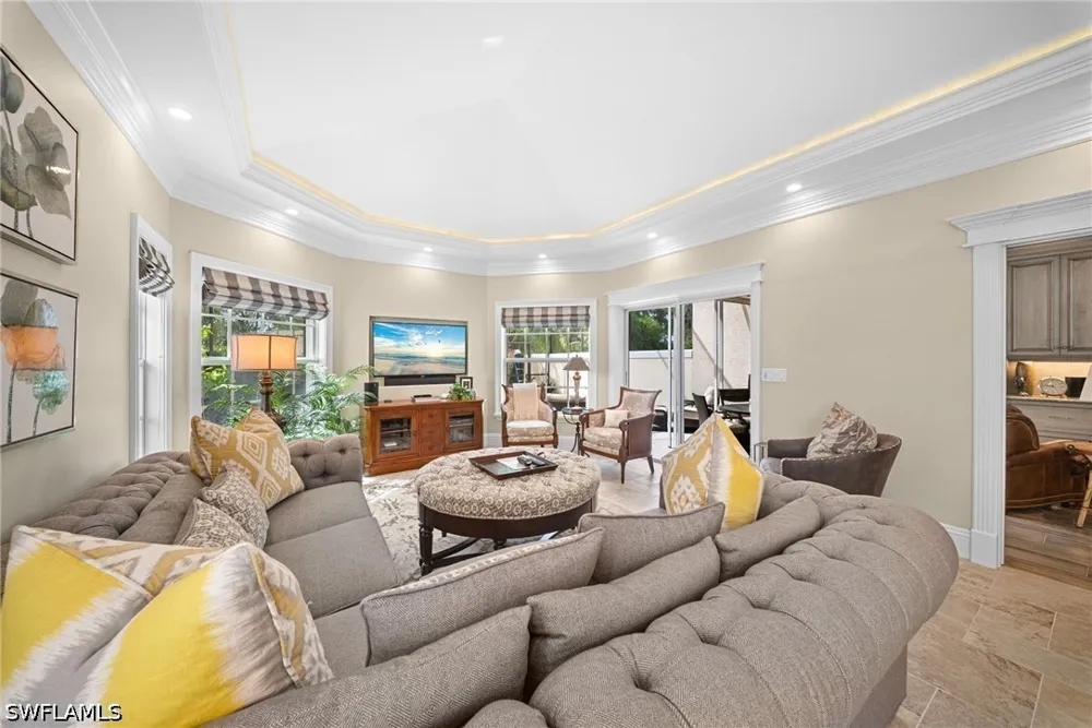 Carlton Place #3 Naples, FL 34108