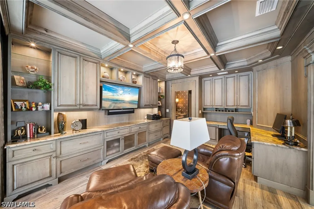 Carlton Place #3 Naples, FL 34108