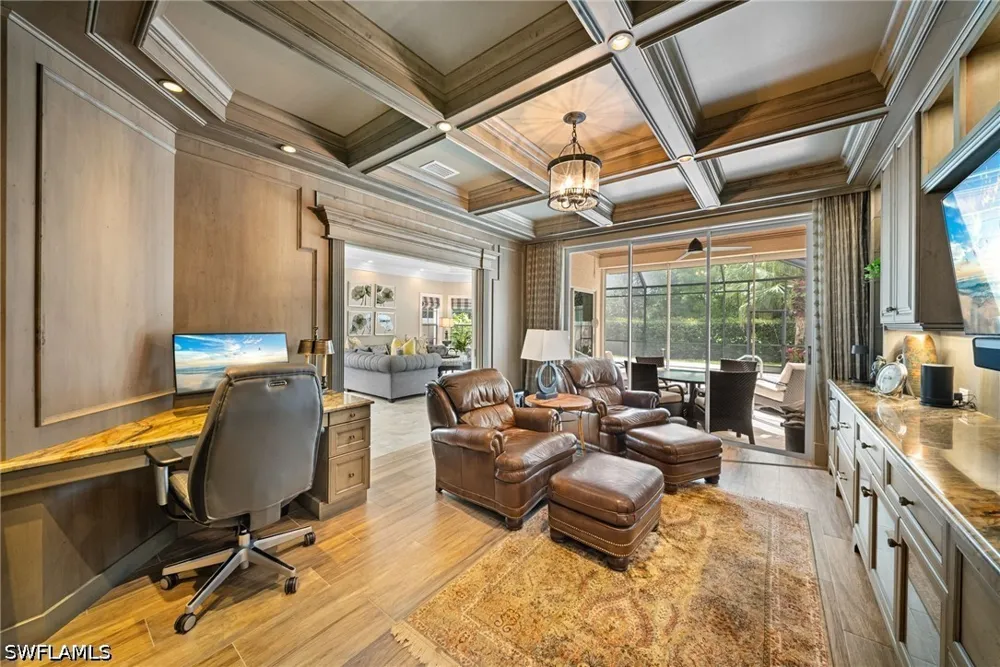 Carlton Place #3 Naples, FL 34108