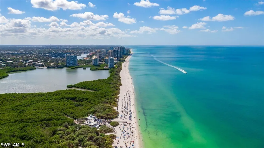 Carlton Place #3 Naples, FL 34108