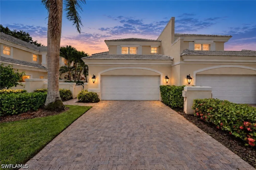 Carlton Place #3 Naples, FL 34108