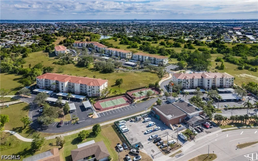 Palm Tree Boulevard #305 Cape Coral, FL 33904