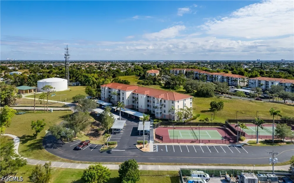 Palm Tree Boulevard #305 Cape Coral, FL 33904
