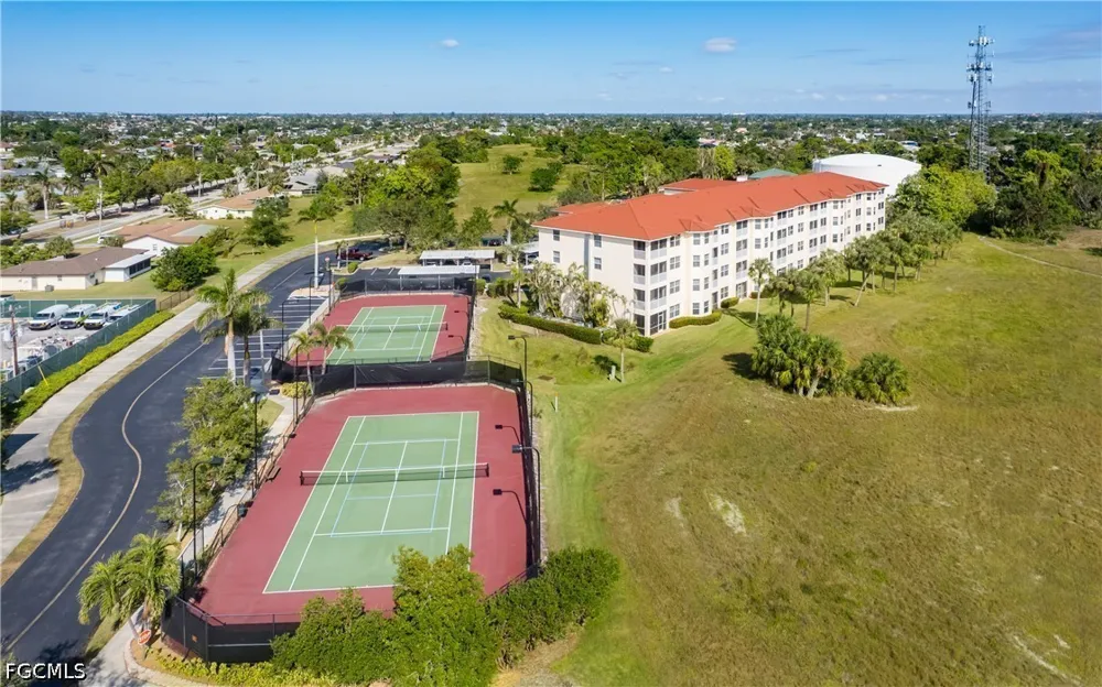Palm Tree Boulevard #305 Cape Coral, FL 33904