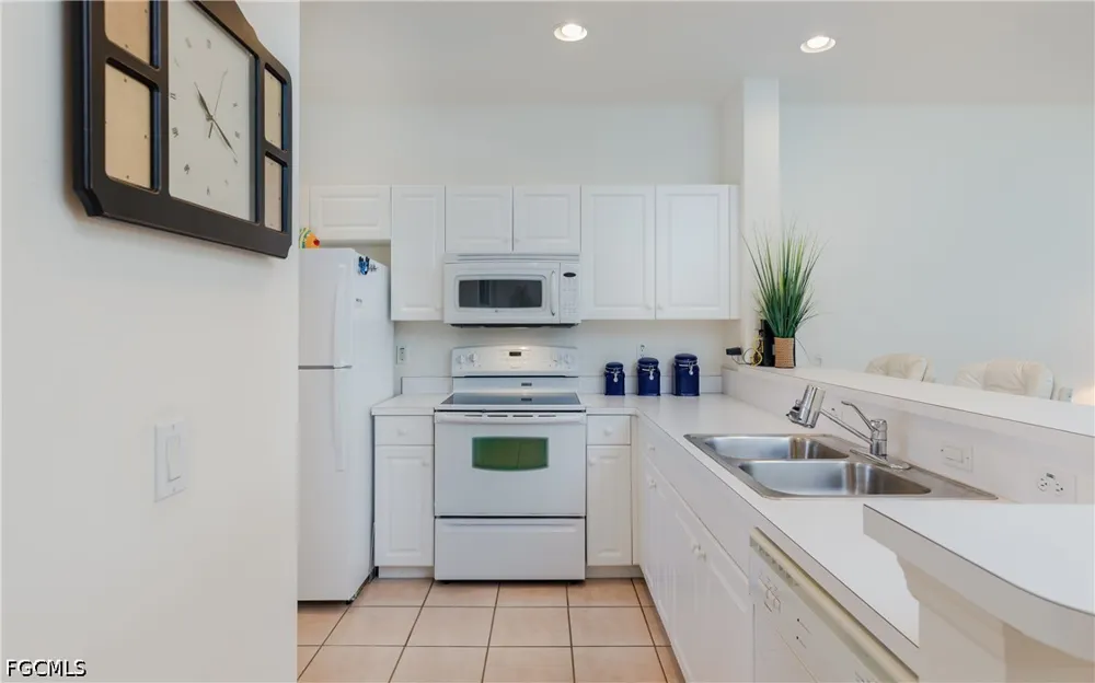Palm Tree Boulevard #305 Cape Coral, FL 33904