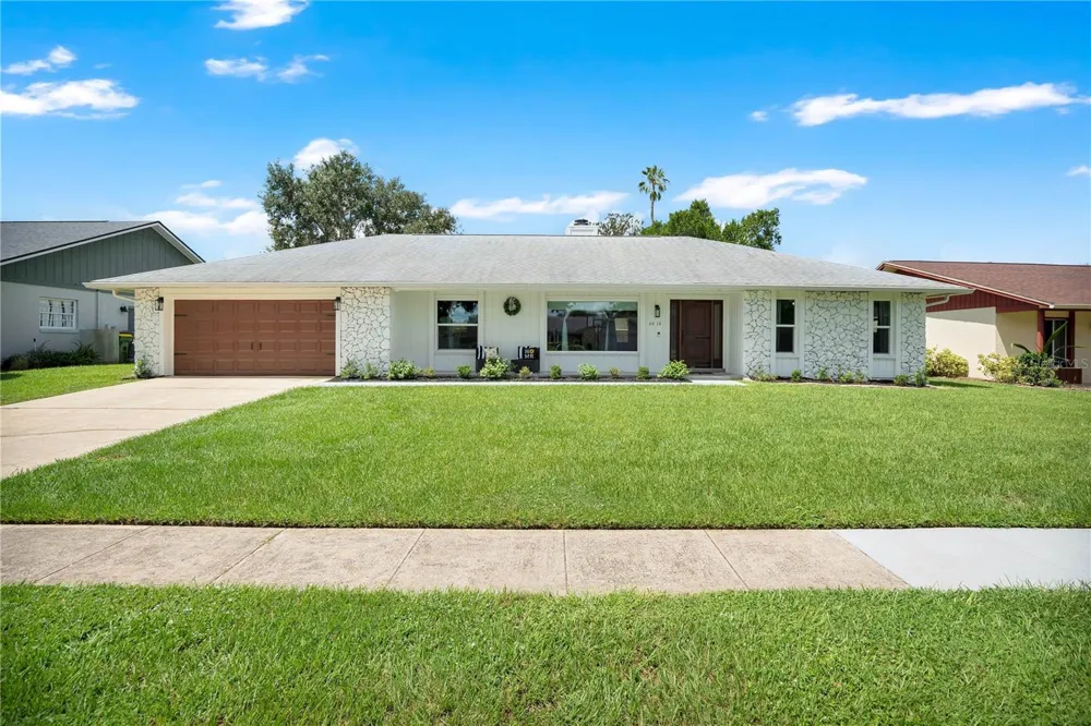 6610 ORANGE KNOLL DRIVE Belle Isle, FL 32812