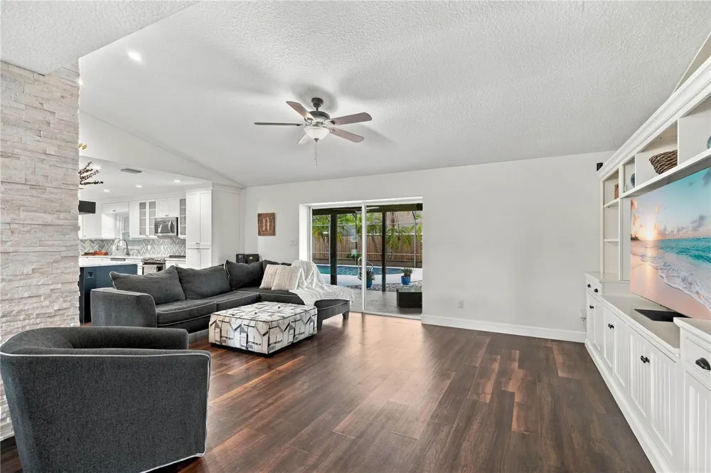 6610 ORANGE KNOLL DRIVE Belle Isle, FL 32812
