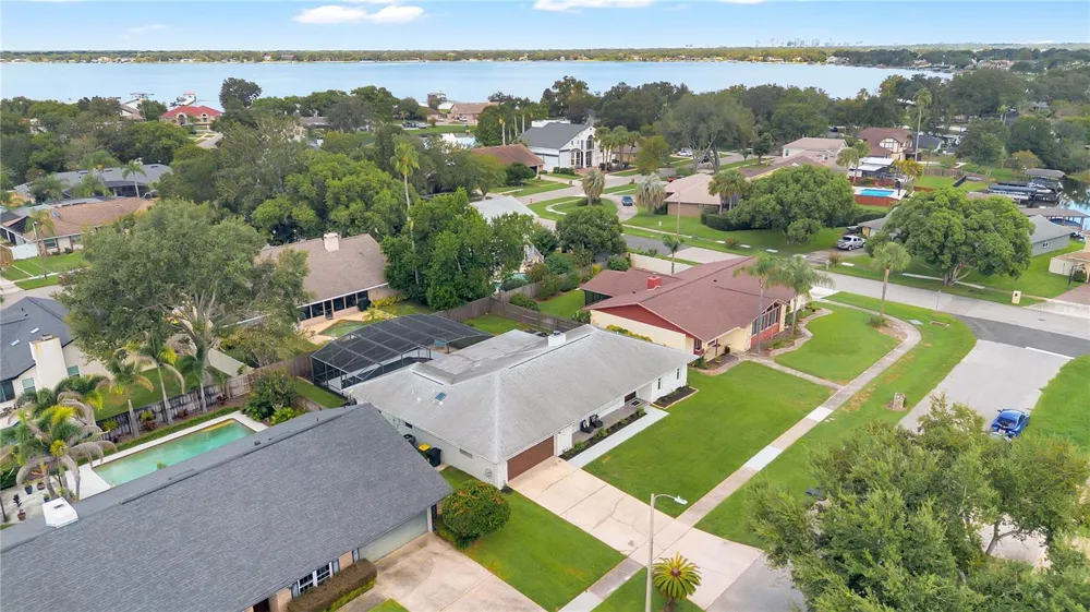 6610 ORANGE KNOLL DRIVE Belle Isle, FL 32812