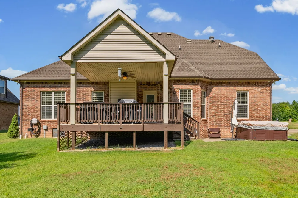 4244 Sango Road Clarksville, TN 37043