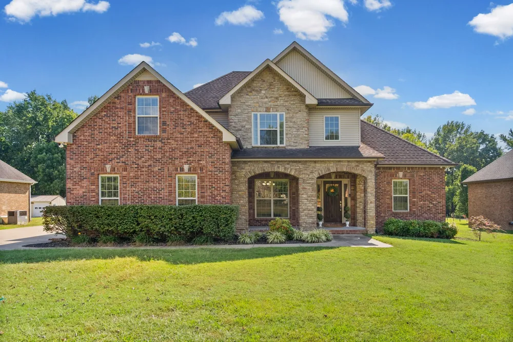 4244 Sango Road Clarksville, TN 37043