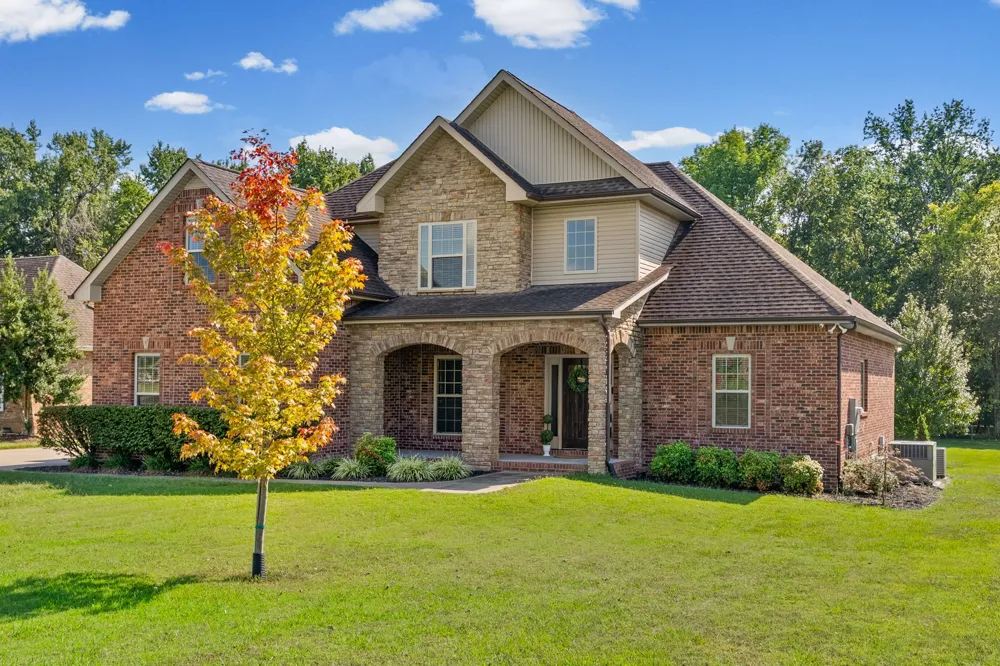 4244 Sango Road Clarksville, TN 37043
