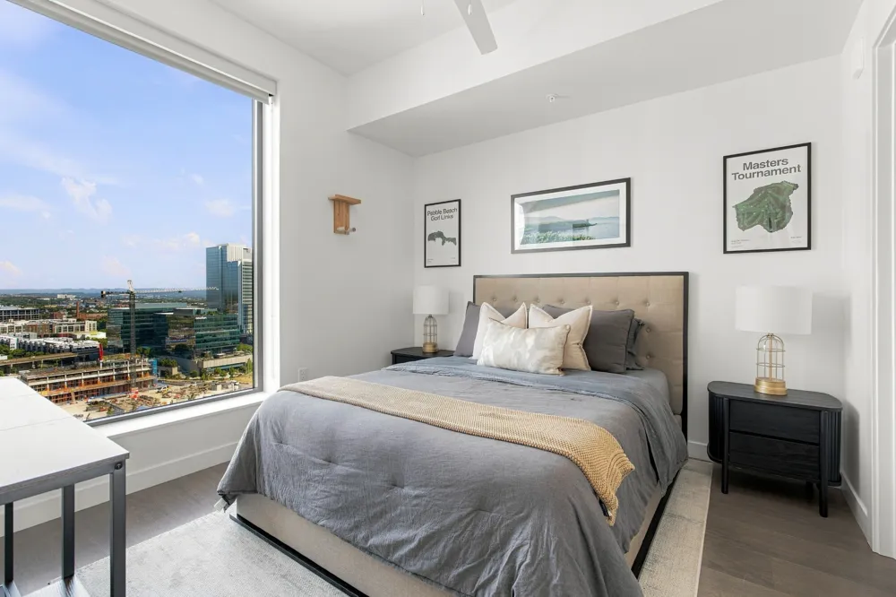 1212 Demonbreun St #1811 Nashville, TN 37203