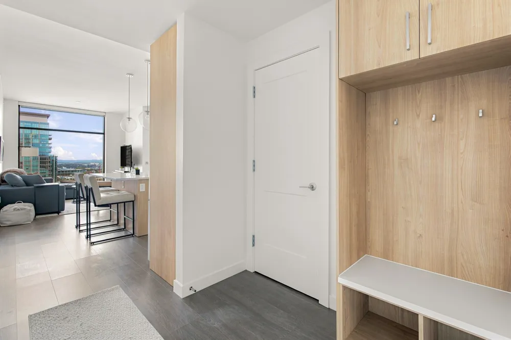 1212 Demonbreun St #1811 Nashville, TN 37203