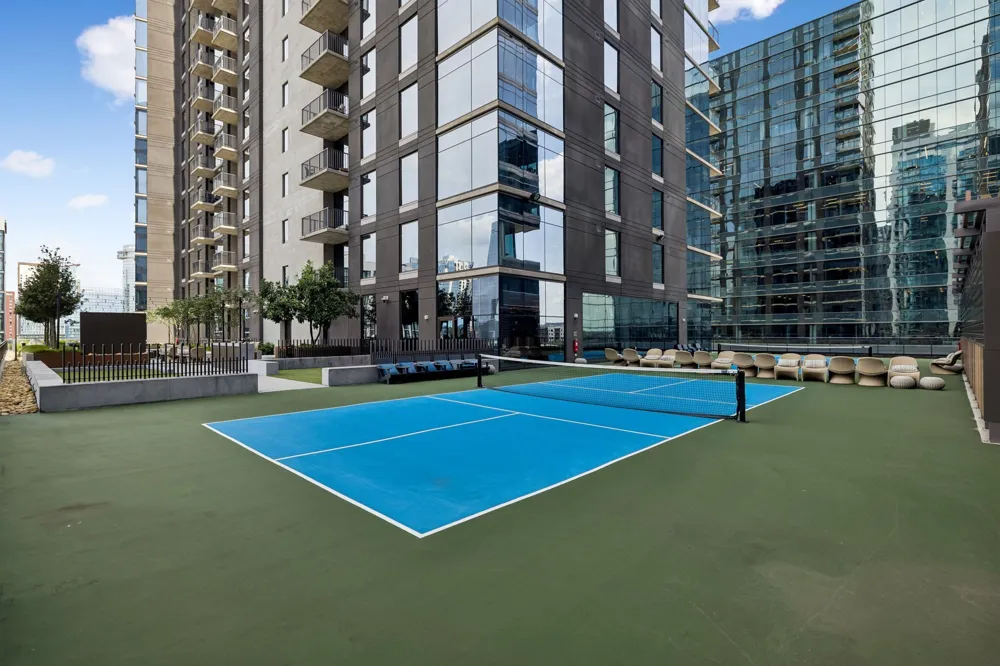1212 Demonbreun St #1811 Nashville, TN 37203