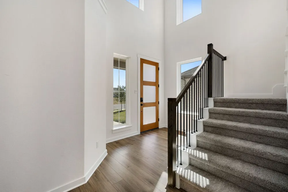 264 Bloomington Loop Hutto, TX 78634