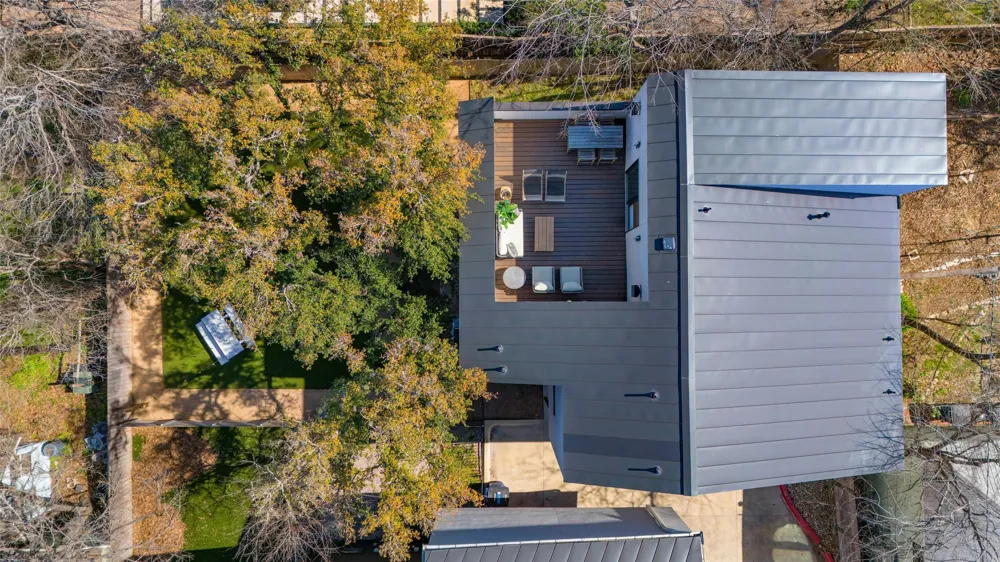 1225 Hillside Avenue #6 Austin, TX 78704