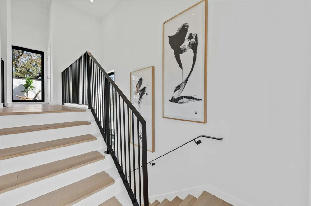 1225 Hillside Avenue #6 Austin, TX 78704