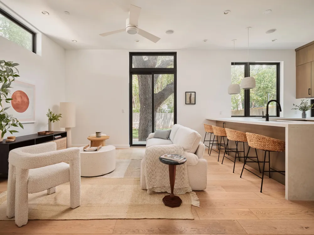 1225 Hillside Avenue #6 Austin, TX 78704