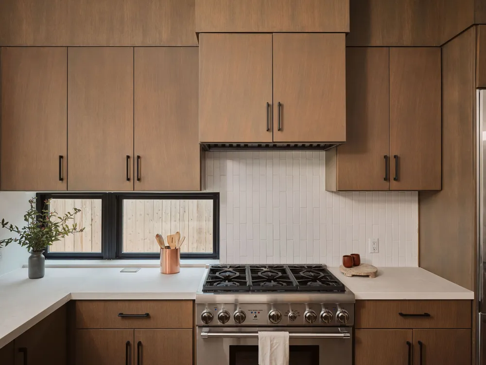 1225 Hillside Avenue #6 Austin, TX 78704