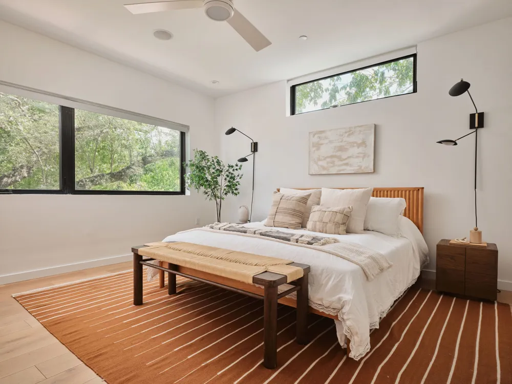 1225 Hillside Avenue #6 Austin, TX 78704