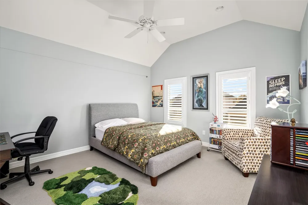 64 S Parkgate Circle The Woodlands, TX 77381