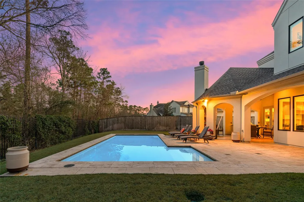 64 S Parkgate Circle The Woodlands, TX 77381