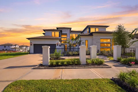 10007 Regal Mist Drive