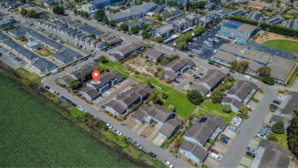 1044 Suzanne Court Half Moon Bay, CA 94019