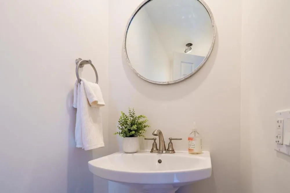 1044 Suzanne Court Half Moon Bay, CA 94019