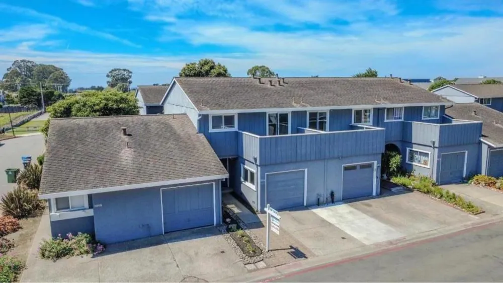 1044 Suzanne Court Half Moon Bay, CA 94019