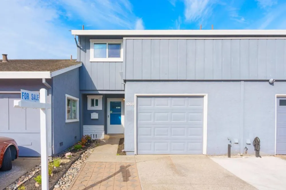 1044 Suzanne Court Half Moon Bay, CA 94019
