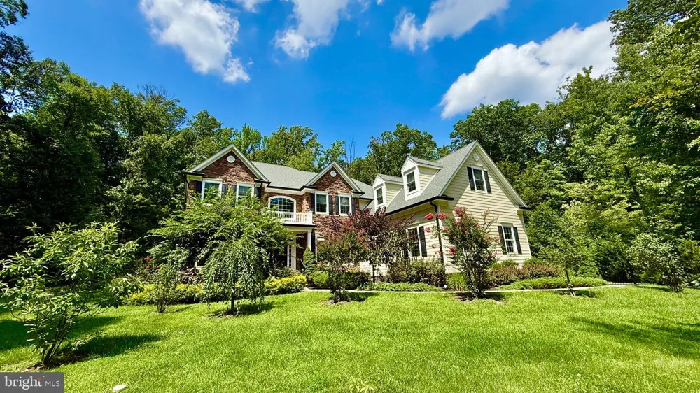 28 BEECH HILL CIRCLE Princeton, NJ 08540