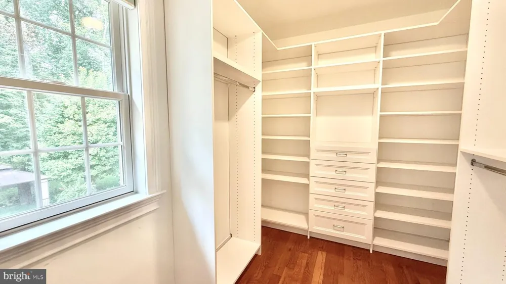 28 BEECH HILL CIRCLE Princeton, NJ 08540