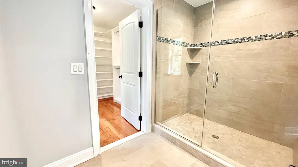 28 BEECH HILL CIRCLE Princeton, NJ 08540