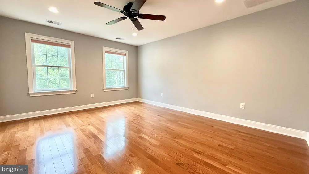 28 BEECH HILL CIRCLE Princeton, NJ 08540