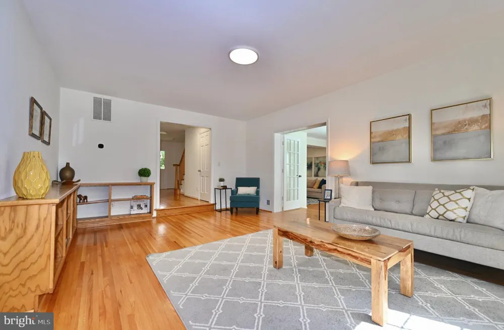5308 ALTA VISTA ROAD Bethesda, MD 20814