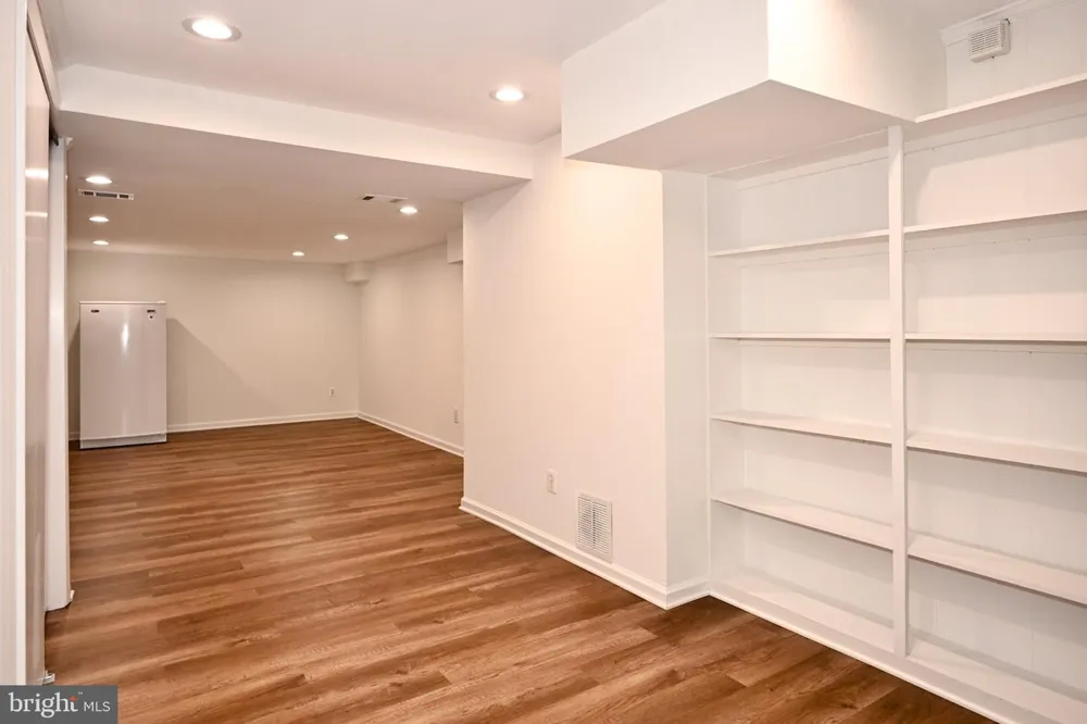 5308 ALTA VISTA ROAD Bethesda, MD 20814