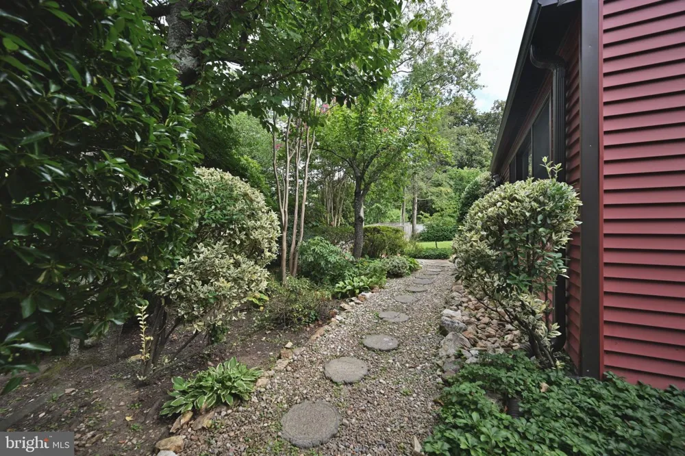 5308 ALTA VISTA ROAD Bethesda, MD 20814