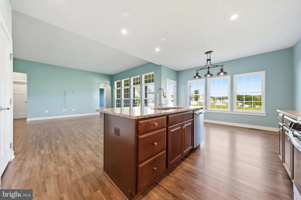 18323 PETWORTH CIRCLE Hagerstown, MD 21740