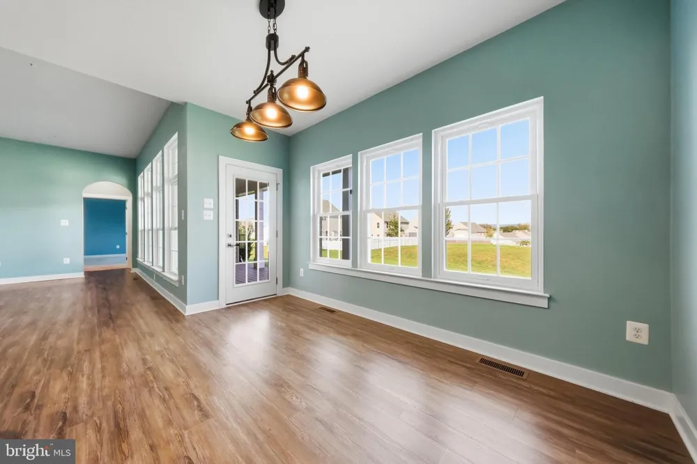 18323 PETWORTH CIRCLE Hagerstown, MD 21740