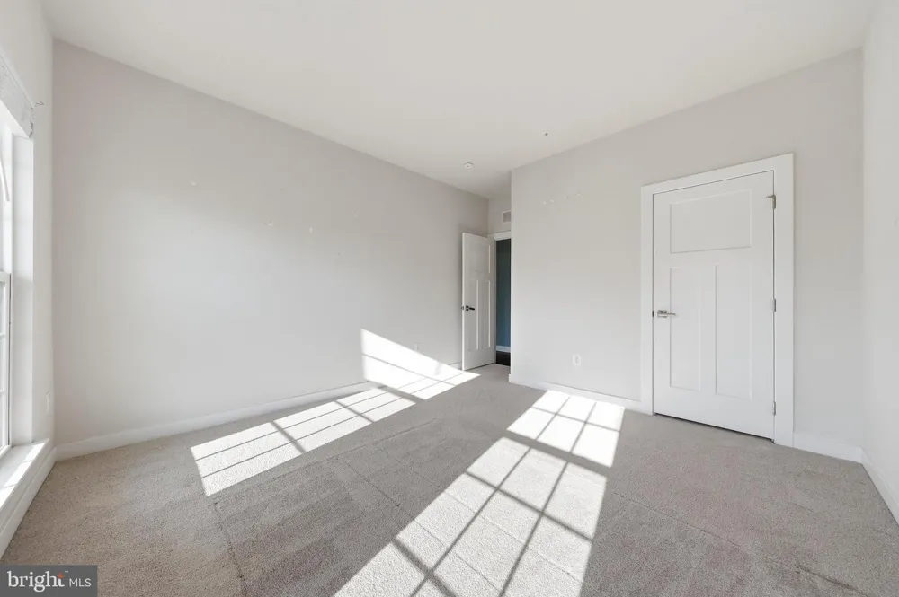 18323 PETWORTH CIRCLE Hagerstown, MD 21740