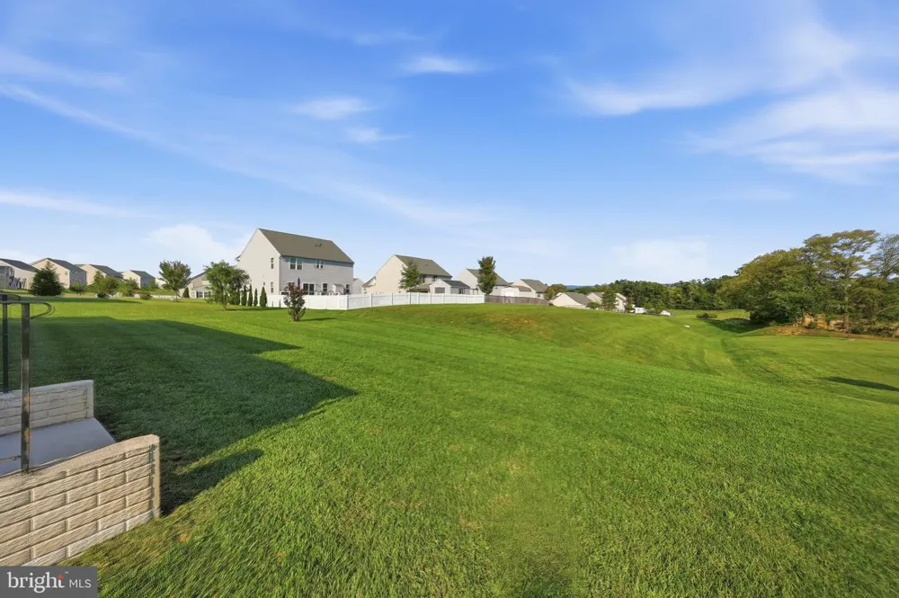 18323 PETWORTH CIRCLE Hagerstown, MD 21740