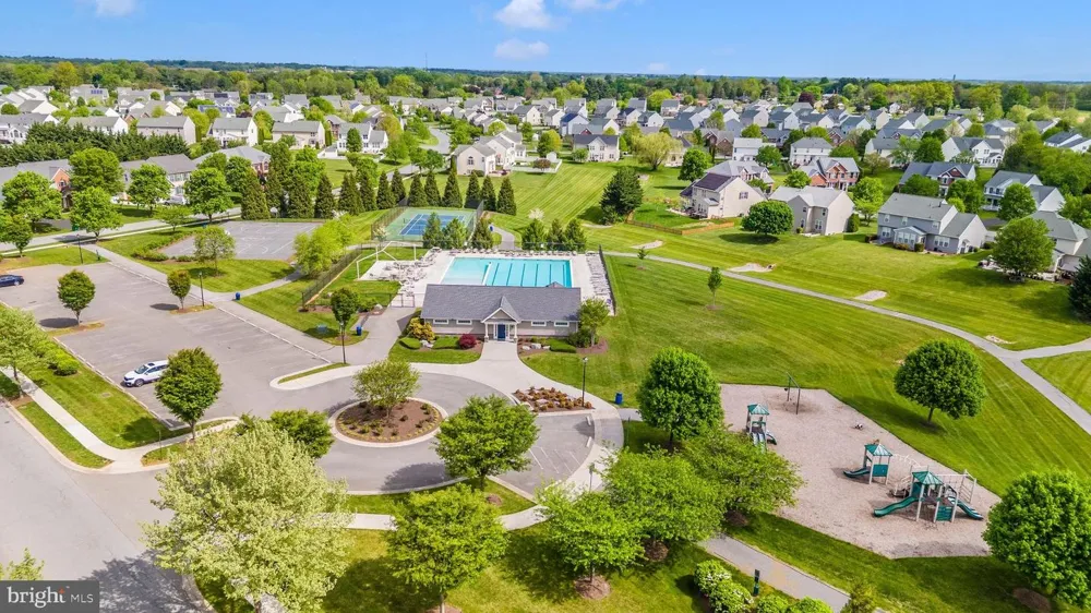 18323 PETWORTH CIRCLE Hagerstown, MD 21740