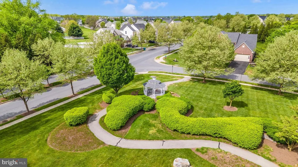 18323 PETWORTH CIRCLE Hagerstown, MD 21740