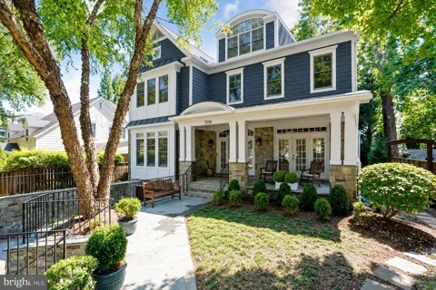 5114 WESSLING LANE