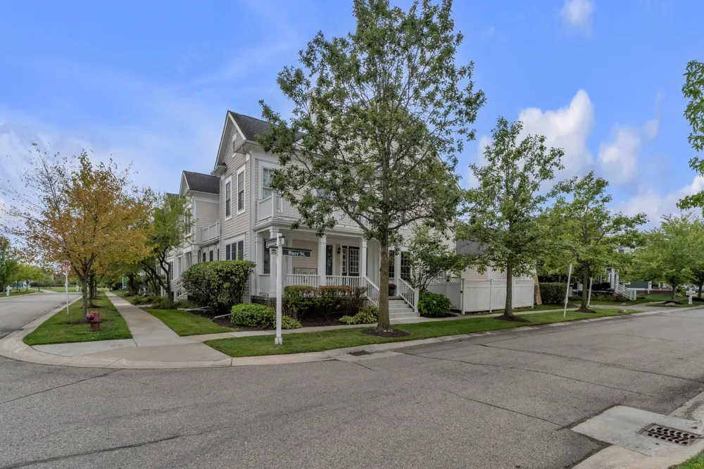 594 Constitution Street Canton, MI 48188