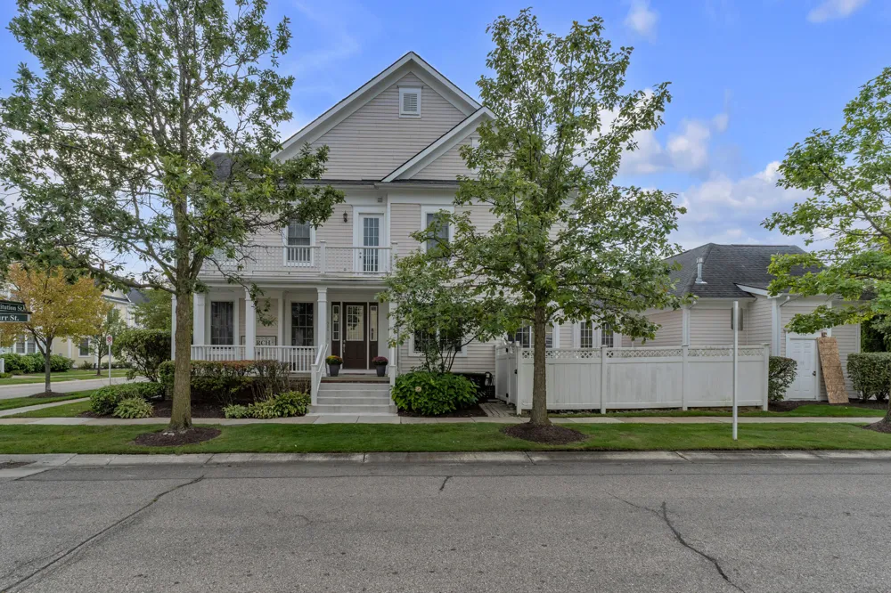 594 Constitution Street Canton, MI 48188