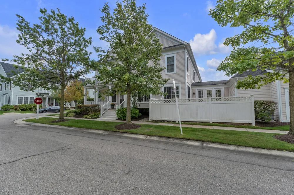 594 Constitution Street Canton, MI 48188