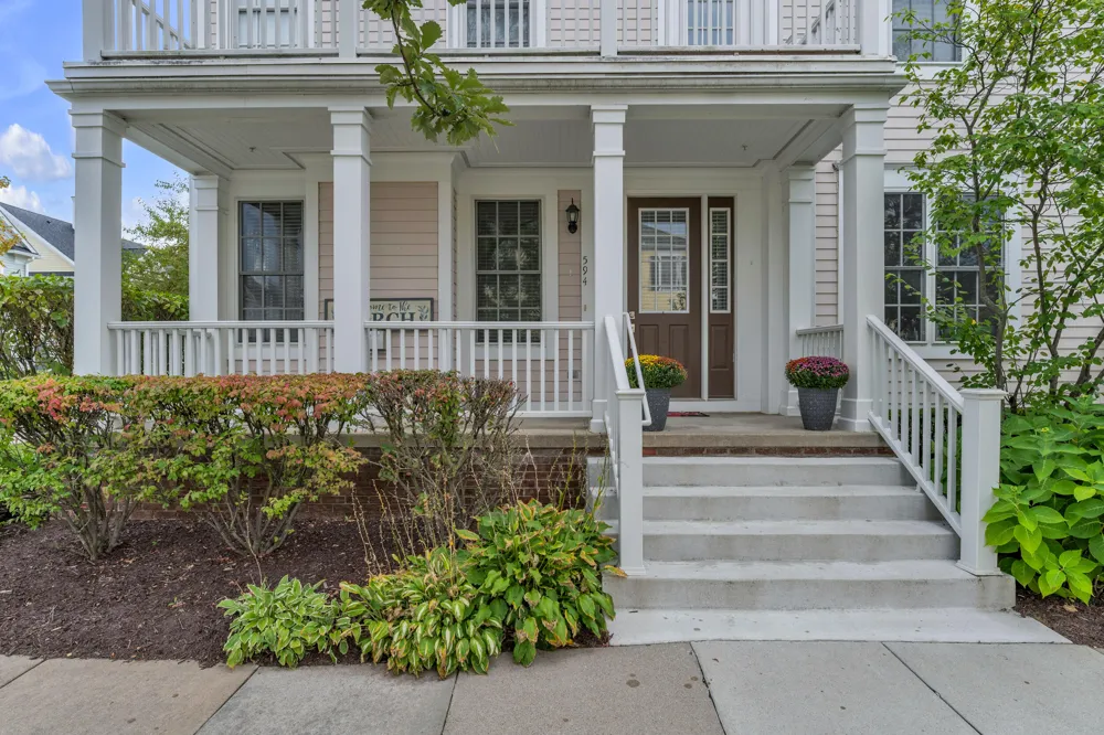 594 Constitution Street Canton, MI 48188